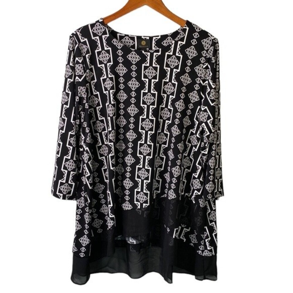 JM Collection Geo Print 3/4 Sleeve Scoop Neck Tunic Top Asymmetrical Sheer Hem